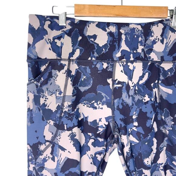 Duluth Trading Company Women's NoGa Sculpting Slim Leg Pants Blue Camo Size L - Picture 3 of 8